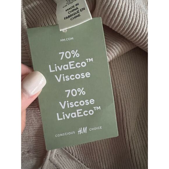 NWT H&M Women's Ribbed Knit Strappy Tank Top Sleeveless Cream Tan Size XL - Picture 7 of 10